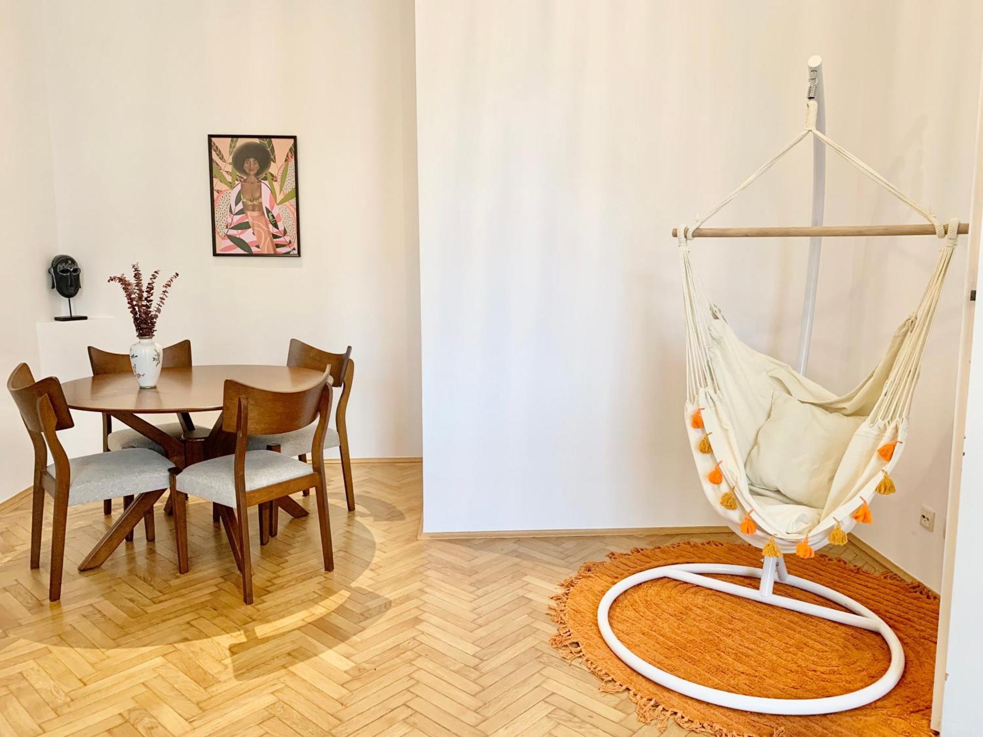 Bamboo City Apartment : A Cozy Family Haven In Vienna'S 9Th District Exterior foto
