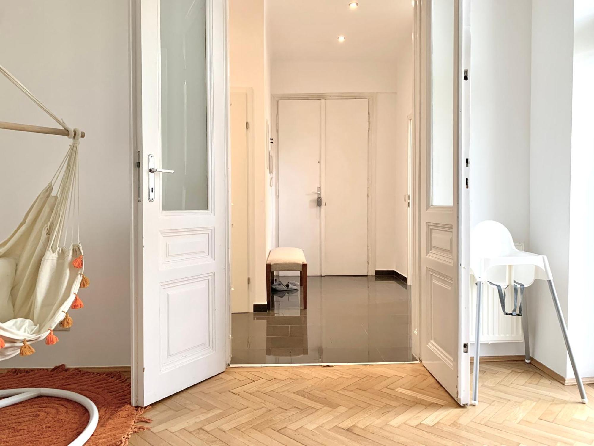 Bamboo City Apartment : A Cozy Family Haven In Vienna'S 9Th District Exterior foto